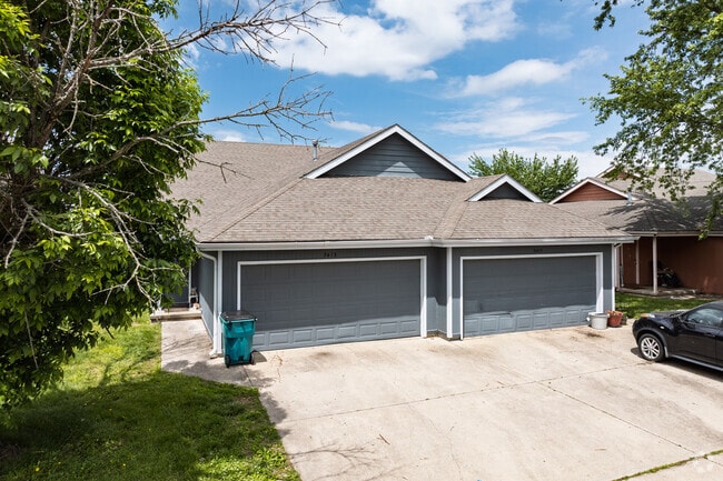 Glendale Place Duplexes