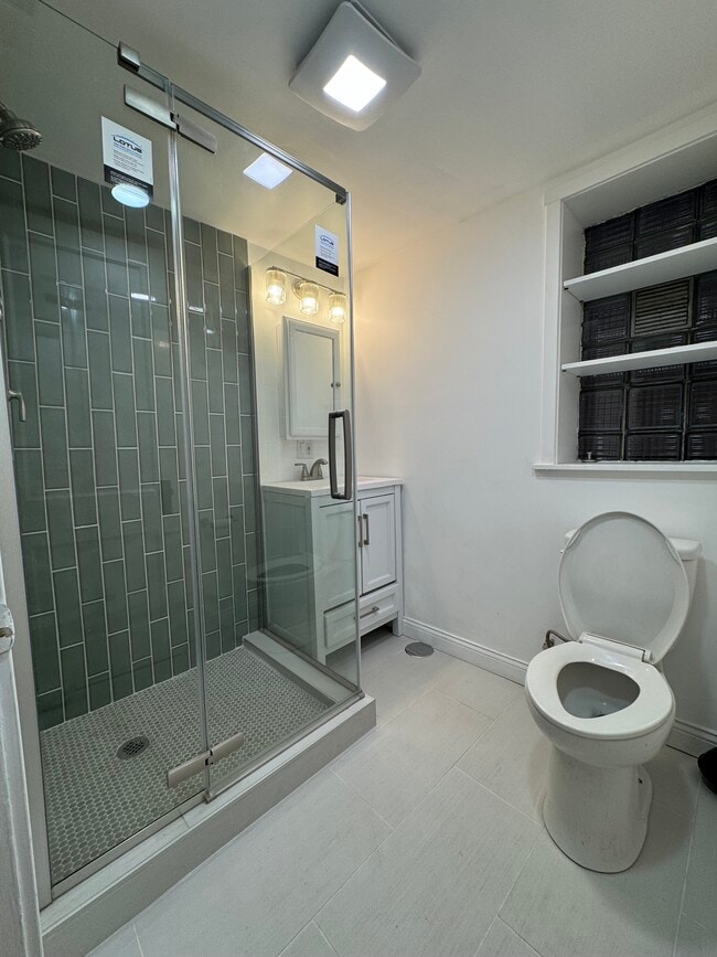 Photo - 1809 N Hermitage Ave Unit Garden