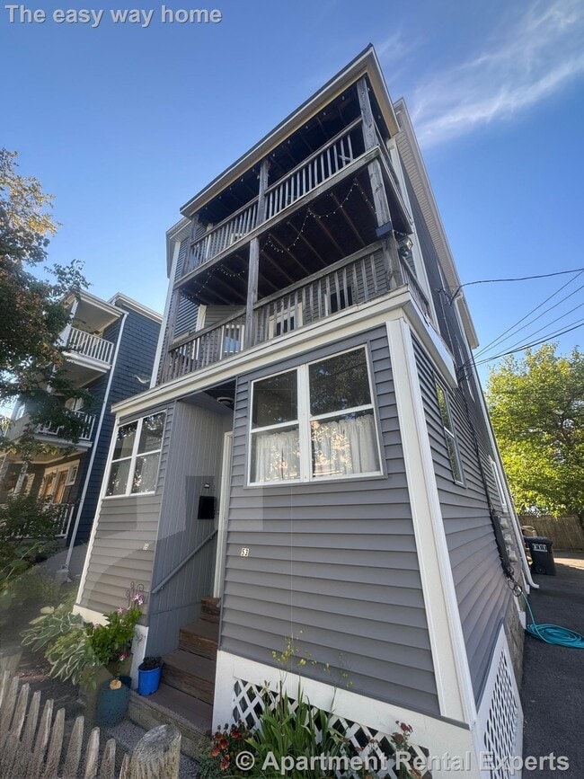 Building Photo - 53 Hinckley St Unit #2 Rental