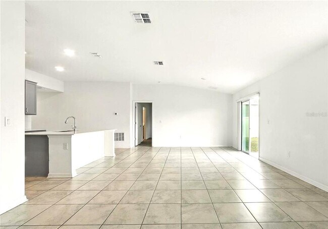 Photo - 1950 Birnham Wood Bnd