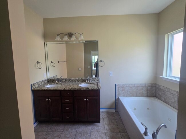 Photo - 173 Blackpool Dr