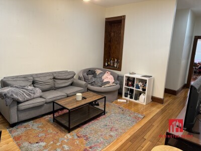 Photo - 20 Gibbs St Unit 2