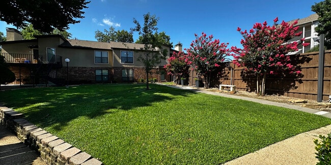 Photo - 6723 Eastridge Dr
