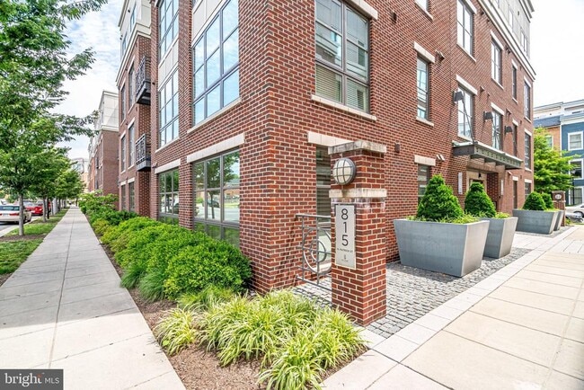 Building Photo - 815 N Patrick St Unit 307