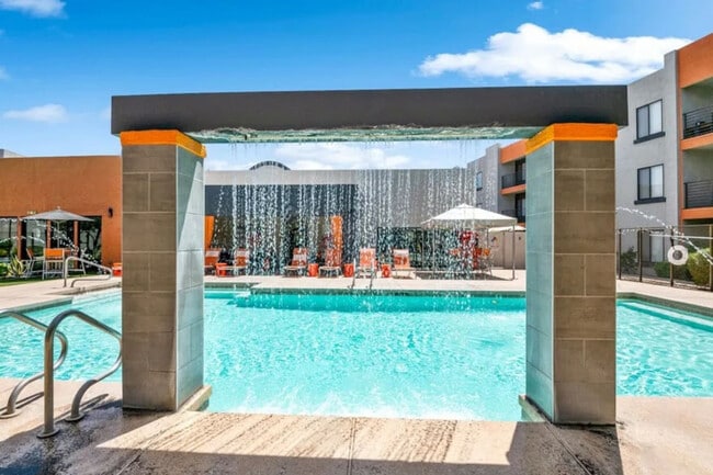 Photo - 15164 N 140th Dr Unidad ID1369408P