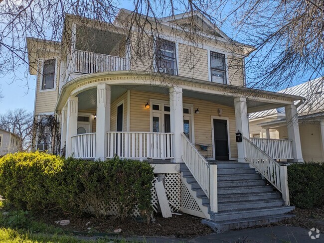 Building Photo - 311 Mission St Unit 311 Mission #3 Rental