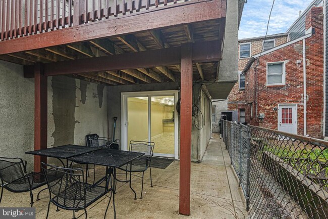 Photo - 231 S Regester St