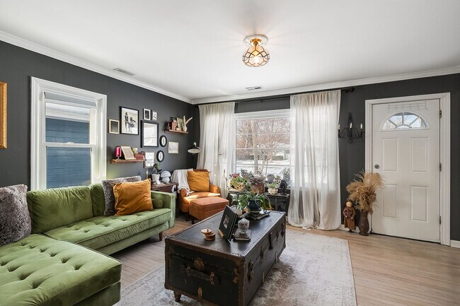 Photo - 18229 W Big Oaks Rd