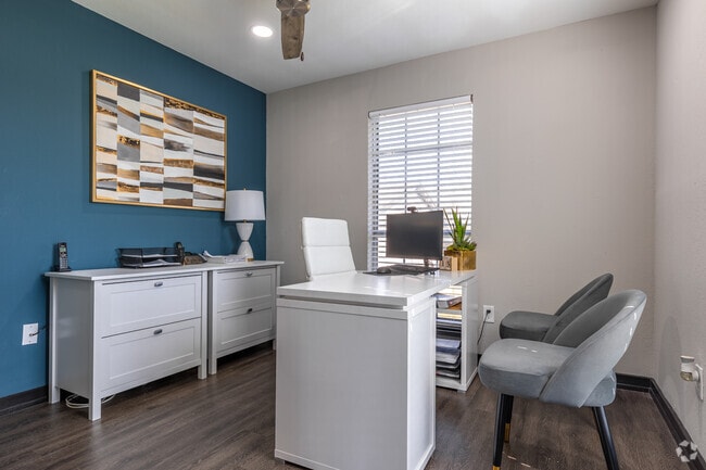 Leasing Office