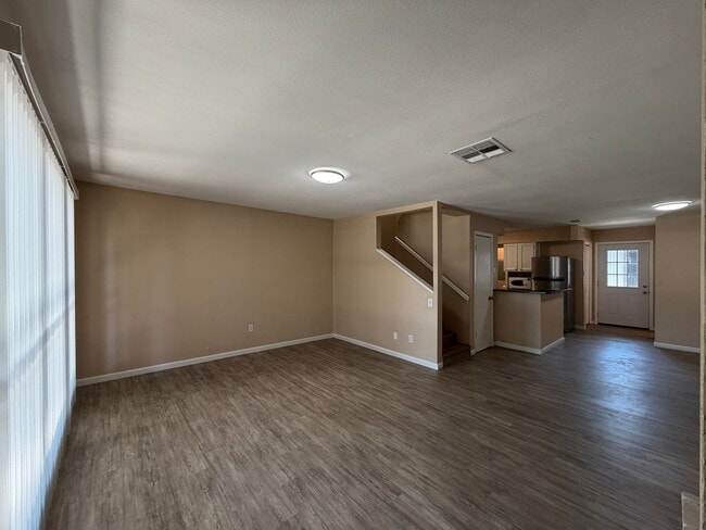Photo - South Side Two Story Townhome!!