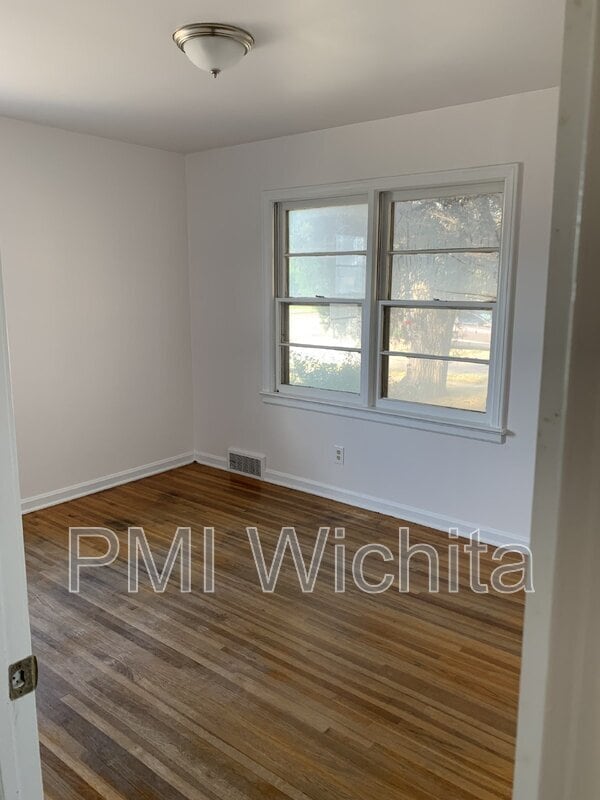 Photo - 6154 E Harry St