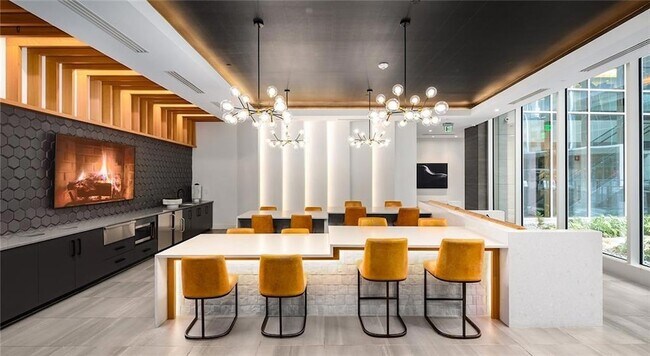 Photo - 1140 Spring St NW