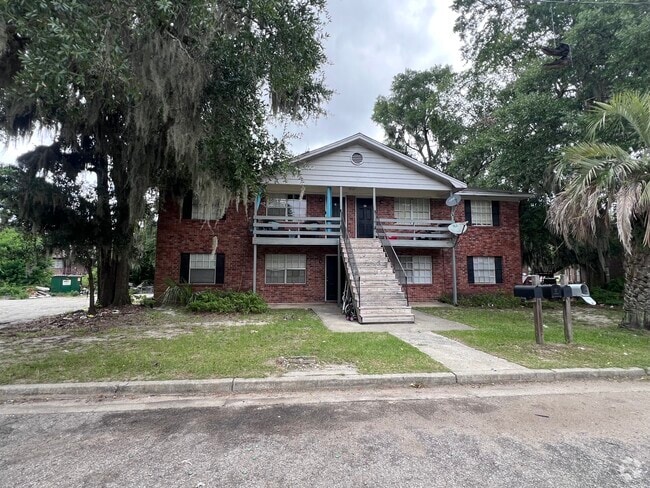 Building Photo - 6 Oak Forest Ln Unit A Rental