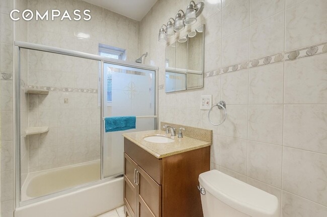 Photo - 191-13 42nd Ave Unidad 2R