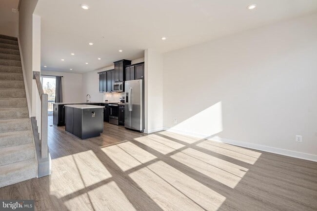 Photo - 1920 Four Roses St