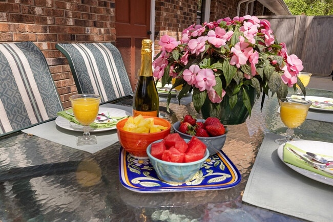 Photo - 500 Oak Ave Unidad ID1051217P