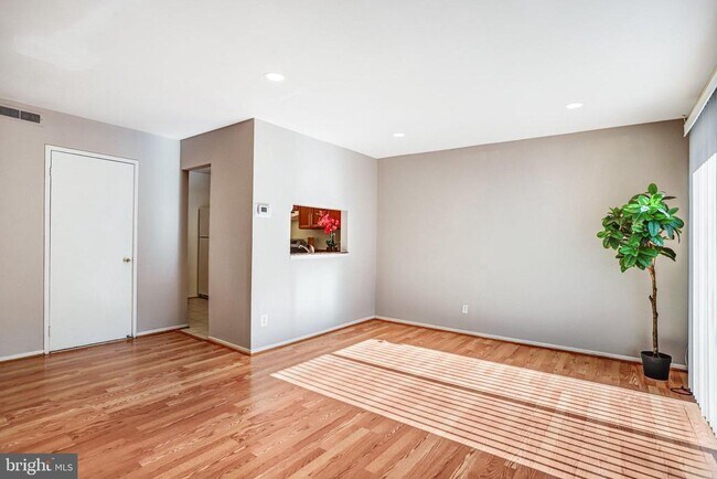 Photo - 9930 Brookridge Ct