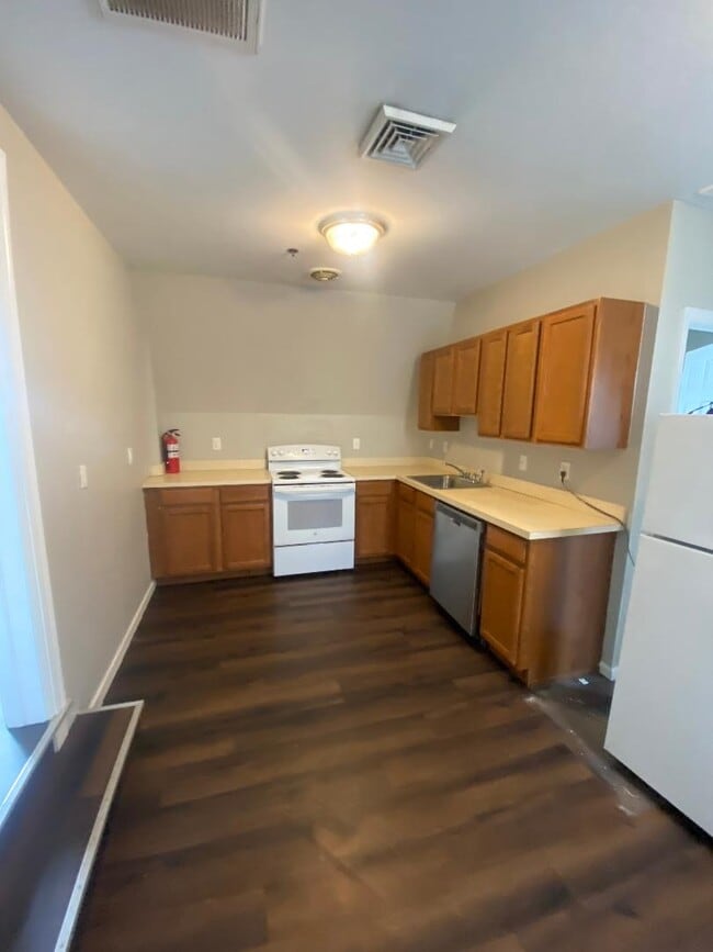 Photo - 35 Main St Unit #1