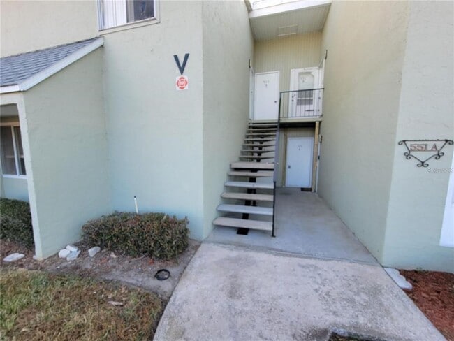 Building Photo - 549 Fairways Dr Unit A