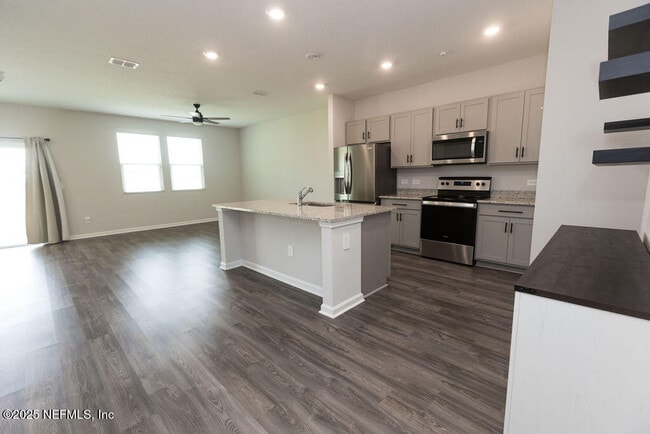 Photo - 14655 Macadamia Ln