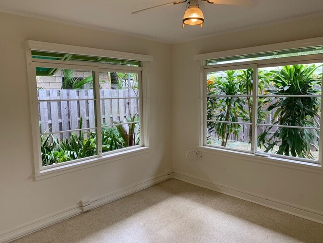 Photo - Sustainable Coastal Lifestyle: 2BR House with PV Solar Near Beach