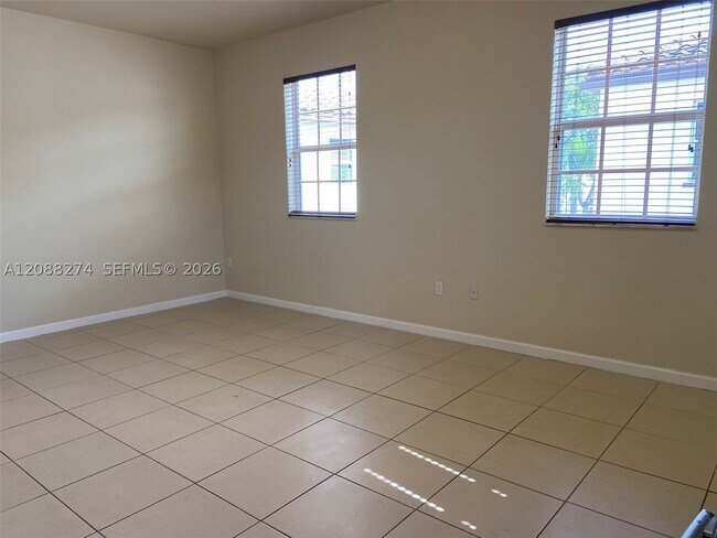 16945 SW 90th Terrace Cir Unit Studio