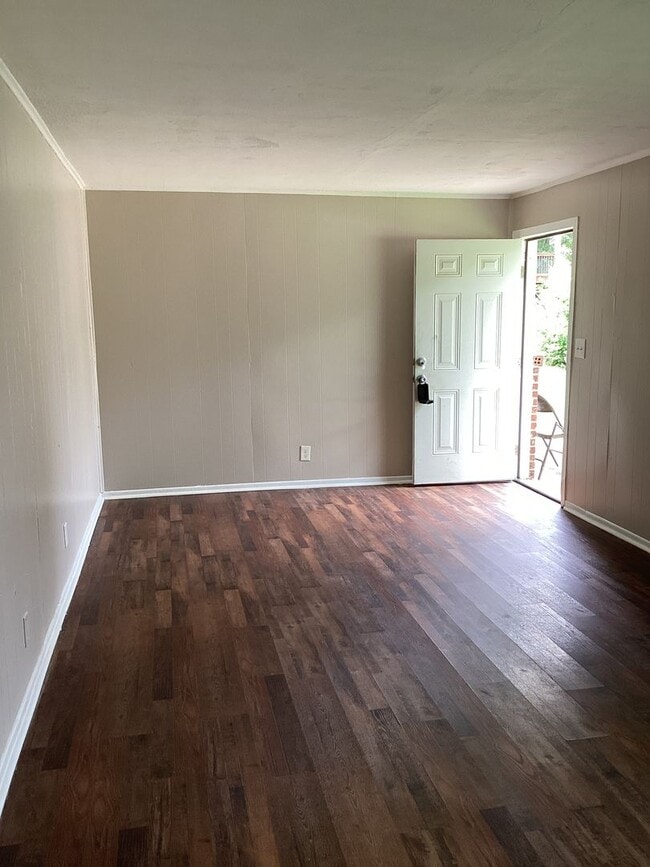 Photo - 5540 Clemons Rd