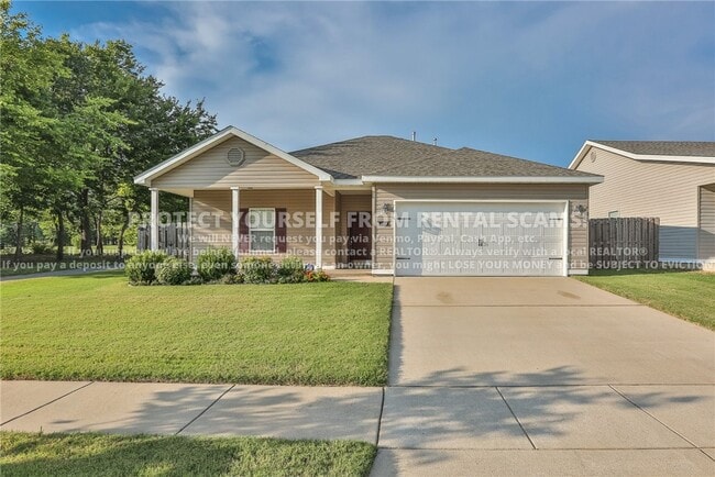 Building Photo - 4400 W Serviceberry Dr