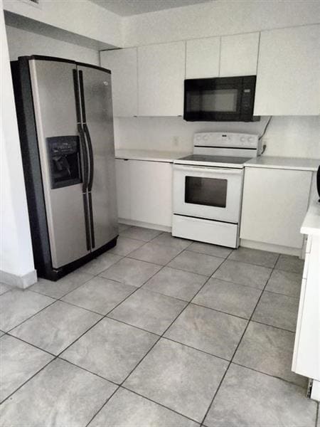 Building Photo - 4429 Treehouse Ln Unit 28 F