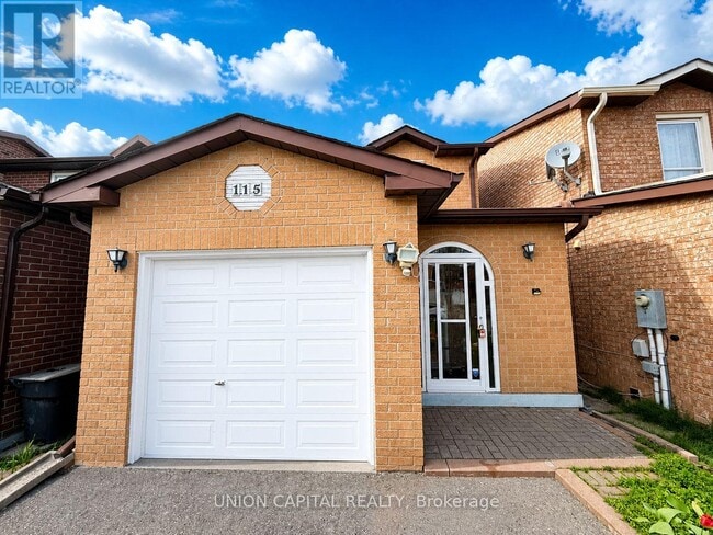 Photo - 115 Dunbar Crescent