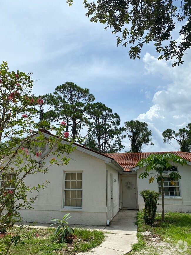 Building Photo - 11812 D Allyon Dr Rental