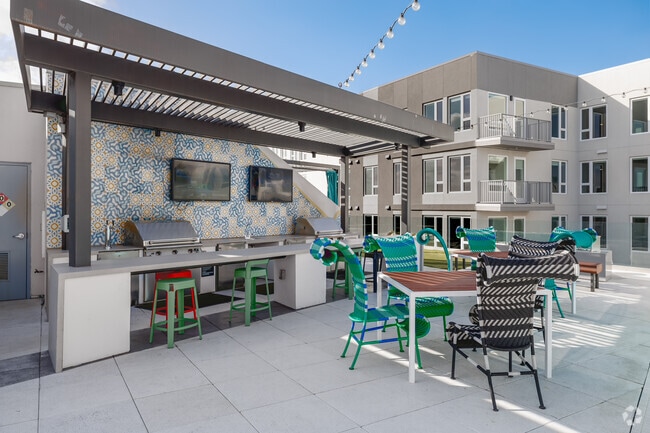 Outdoor Kitchen