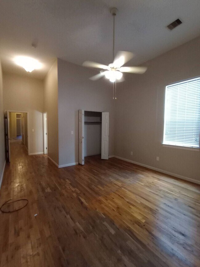 Photo - 2304 Gravier St Unit 2304