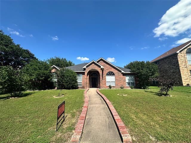 Photo - 820 Claire View Dr House