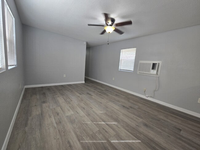 Photo - 1871 Cactus Ct