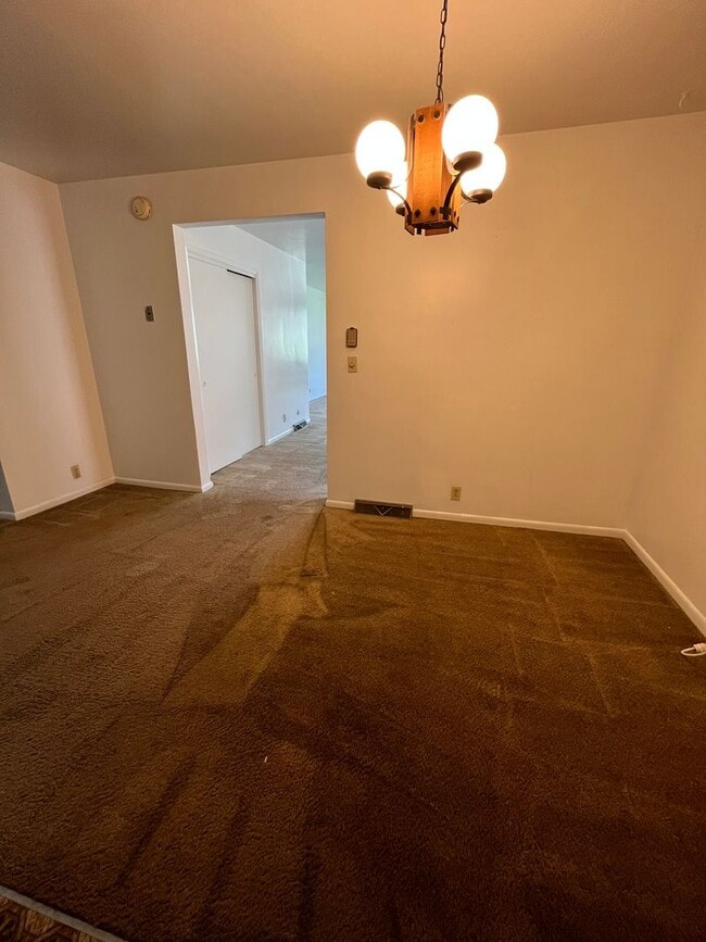 Photo - 100 Woodland Rd Unit 3