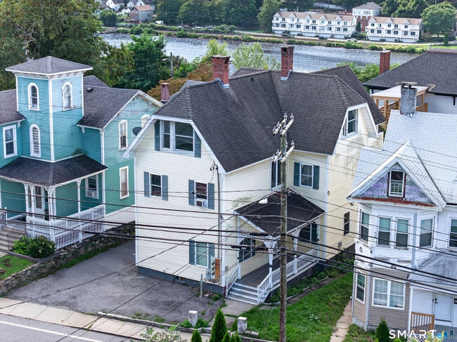 Building Photo - 111 Laurel Hill Ave
