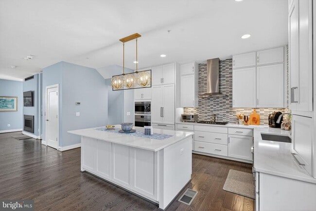 Photo - 3248 Royal Fern Pl