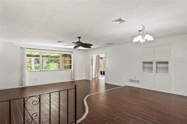 Photo - 1282 Palm St