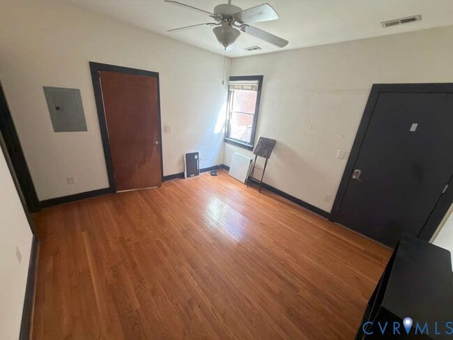 Photo - 306 E Broad St Unit 1B