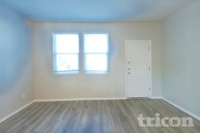 5308 Saddle Clb Dr