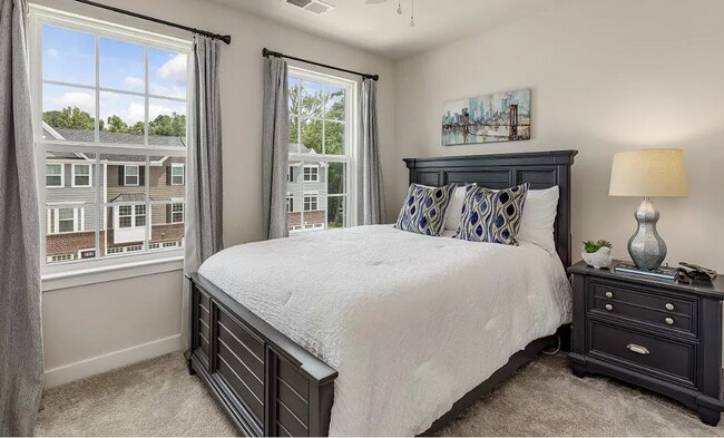 Bedroom 2 - 4921 Randall Rd