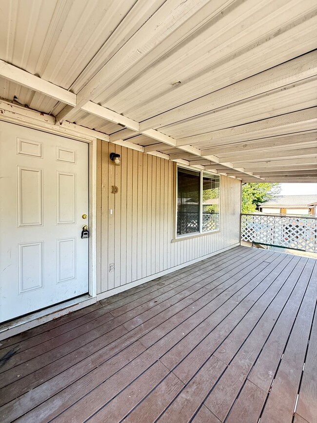 Building Photo - 330 Independence Cir Unit 330D