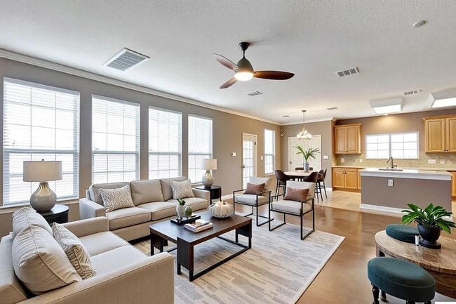 Photo - 408 Island Oak Dr