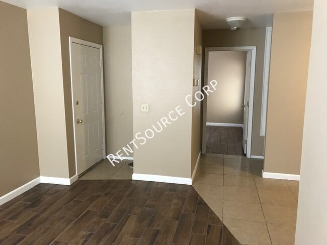 Photo - 504 W Ave J4 Unit 504A