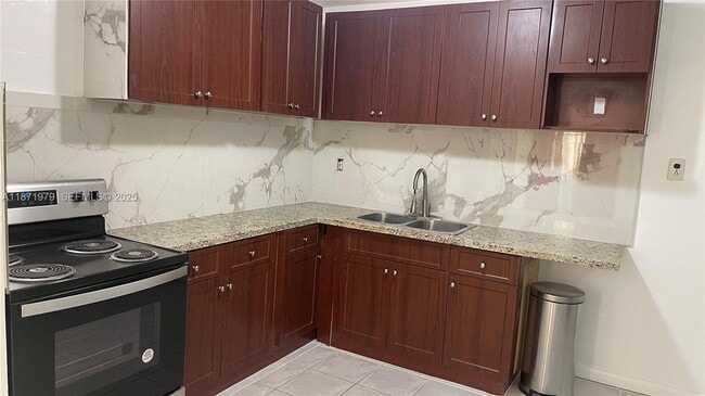 Photo - 301 N 67th Ave