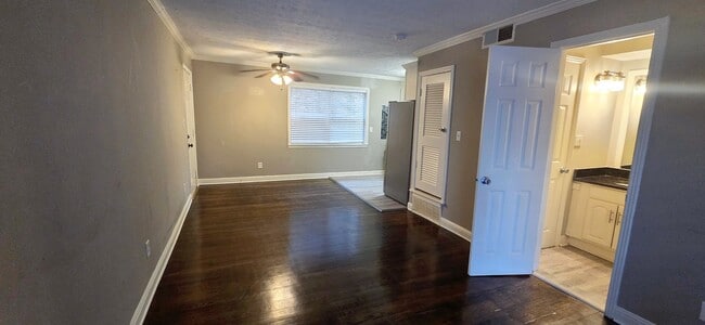 Photo - 21 Delmont Dr NE Unidad 1
