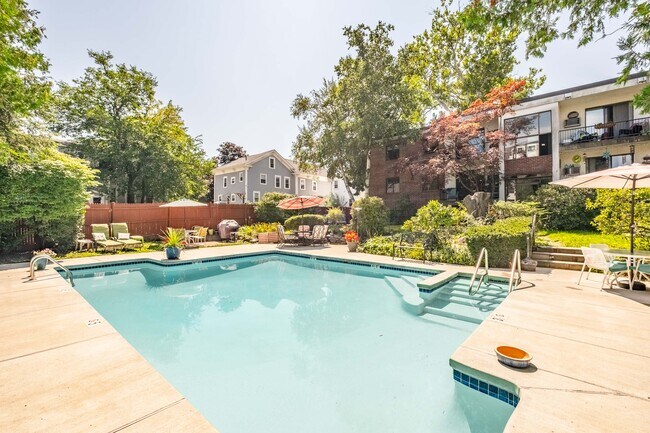 Sycamore Apartments