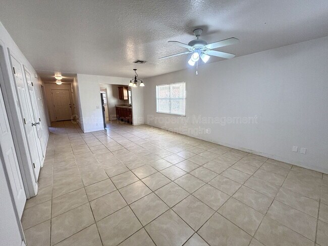 Photo - 531 Carlisle Ave