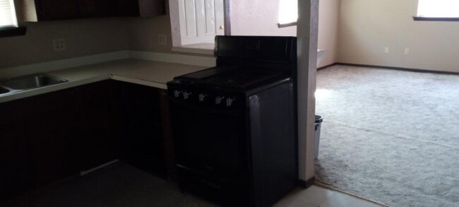 Photo - 902 Cynthia St Unidad 29